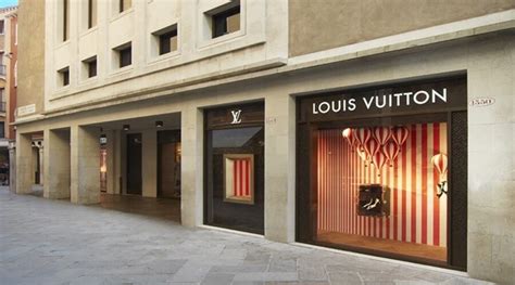 lavorare con espaces louis vuitton venezia|espace louis vuitton venice.